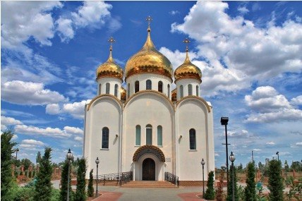 Насекомые в храмах: как сохранить чистоту и тишину