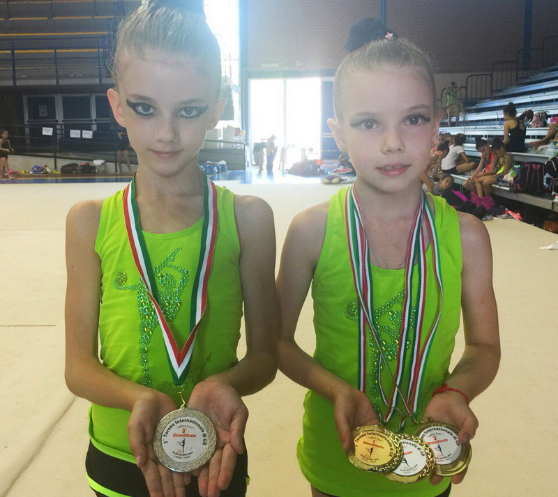 Золото, серебро и две бронзы привезли озёрские гимнастки из Италии